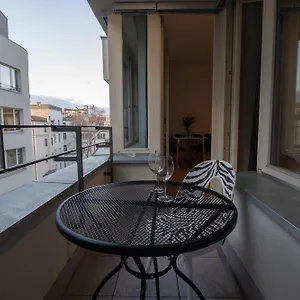  Apartament Krakovska
